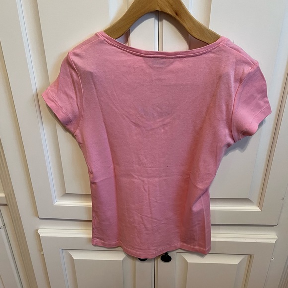 Lilly Pulitzer light pink tee shirt. - Picture 3 of 3